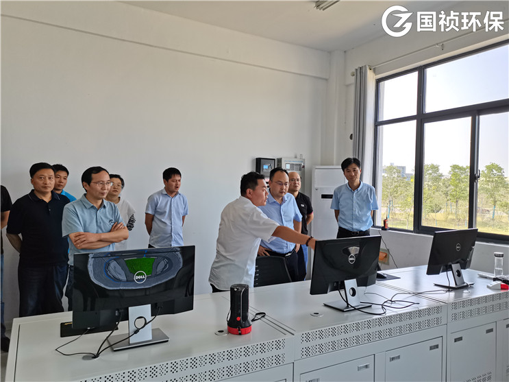 高新区生态环境局方明局长一行光临国祯环５鞑榱斓