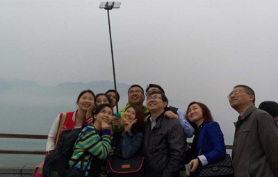 工会组织员工发展三峡欢乐之旅