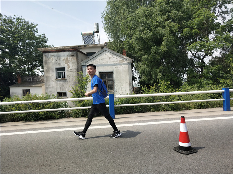 富联娱乐-妄想照进现实,致力成就将来!